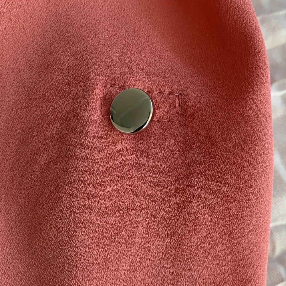 CATO Women’s PLUS Blouse Coral Split Neck‎ Button Sleeve High/Low Hem 18/20W - Picture 7 of 14